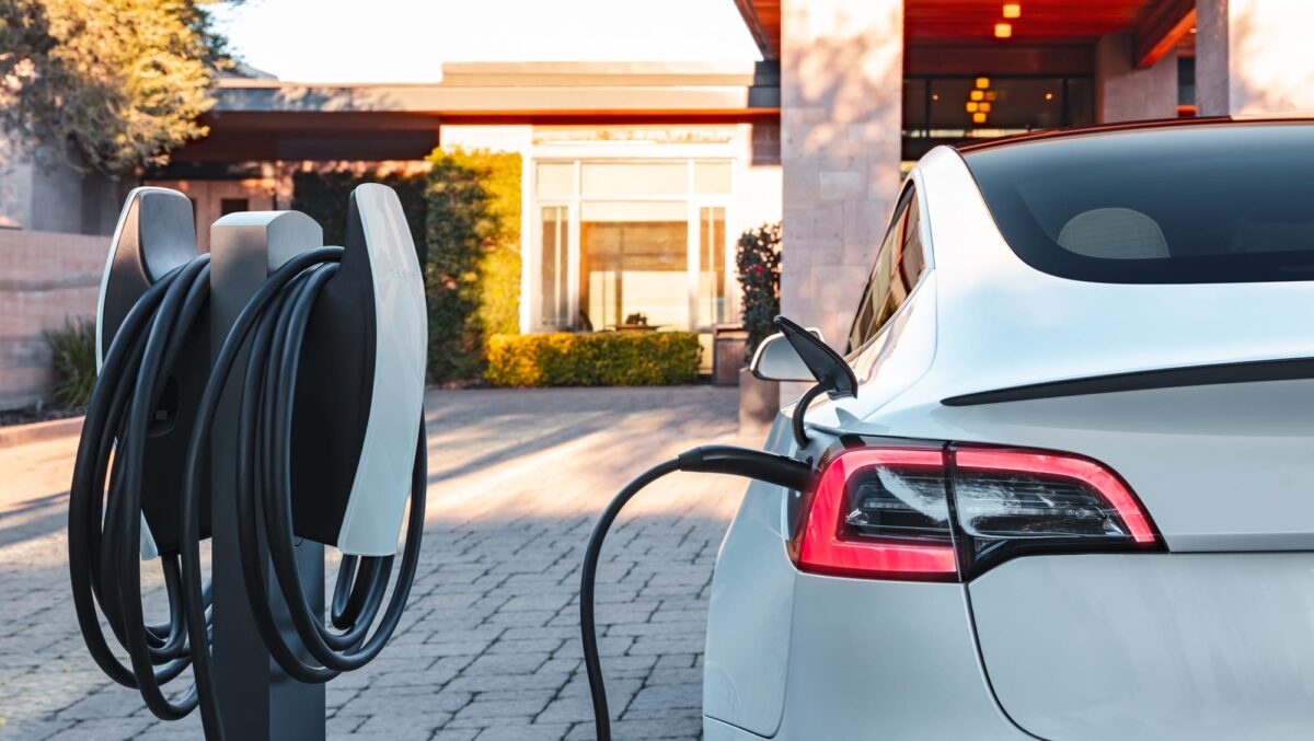 tesla-supercharger-1200x677